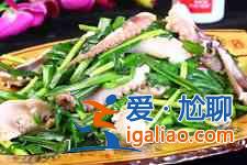 魷魚炒韭菜？