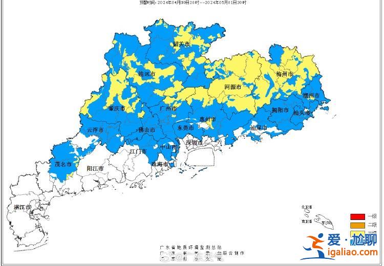 梅大高速上的陷落、余生和救援？